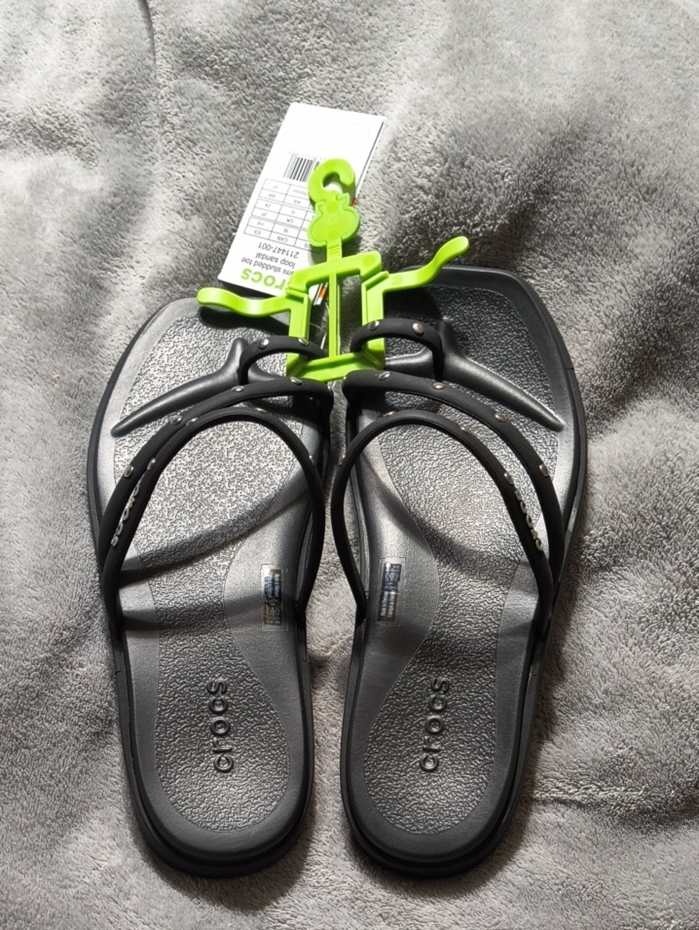 NEW CROCS Women's Black Slim-Strap Flip Sandals Women's 8